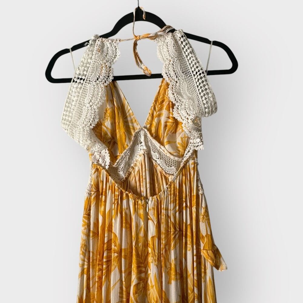 Luxxel floral wrap front maxi dress withhcrochet accent, size small - Picture 5 of 9